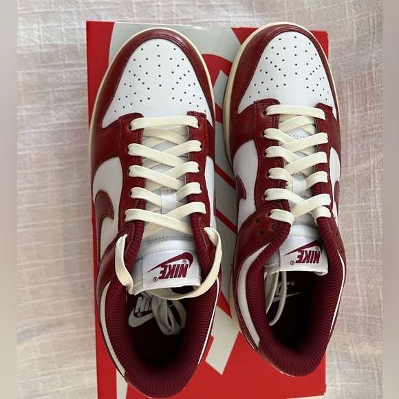 NEW! NIKE DUNK Low Premium women’s dunks • team red/coconut milk/white | SIZE W8 - Picture 9 of 15